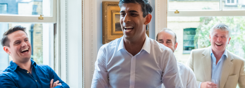 Rishi speaks with CLWCA members at an event in Marylebone