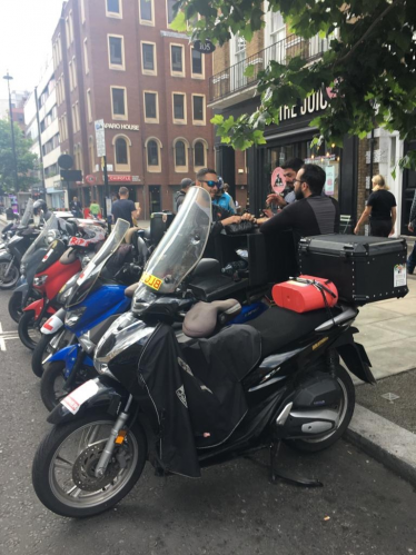 On Baker Street, outside of Joe & The Juice and Chipotle, drivers are prone to hover whilst waiting for work which can lead to anti-social behaviour.